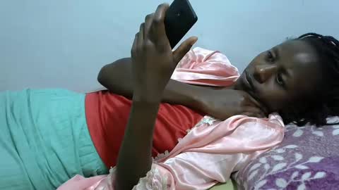 Snapshot of lovergal222 chatting on 17, 2, 2025 lovergal222 online show from 17, 2, 2025