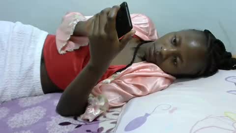 Snapshot of lovergal222 chatting on 12, 3, 2025 lovergal222 online show from 12, 3, 2025