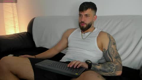 Snapshot of lovermike_ chatting on 16, 5, 2026 Mike online show from 16, 5, 2026