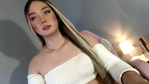 Snapshot of lovers_moon22 chatting on 9, 12, 2024 lovers moon22 online show from 9, 12, 2024