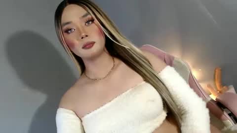 Snapshot of lovers_moon22 chatting on 13, 1, 2025 lovers moon22 online show from 13, 1, 2025