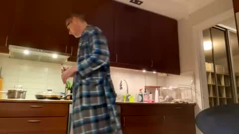 loveshine_ online show from 3, 12, 2024