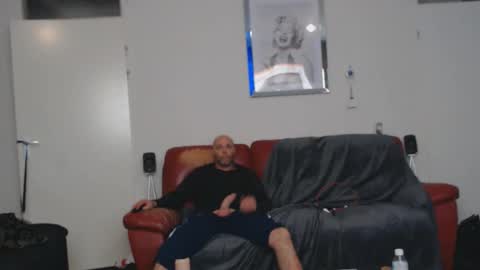 Snapshot of loveslick583698 chatting on 15, 12, 2025 Lovetlick online show from 15, 12, 2025