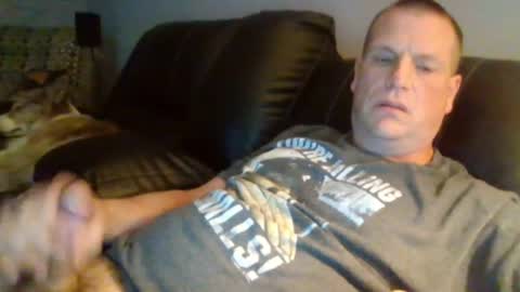 lovetocum37 online show from 28, 4, 2026