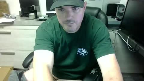 Love2Game online show from 4, 1, 2025