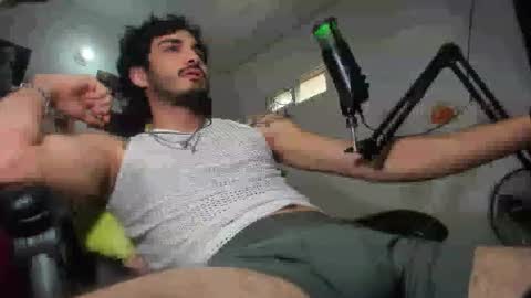 Snapshot of lovexjuxn77 chatting on 4, 12, 2025 lovexjuxn77 online show from 4, 12, 2025