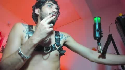 Snapshot of lovexjuxn77 chatting on 13, 12, 2025 lovexjuxn77 online show from 13, 12, 2025