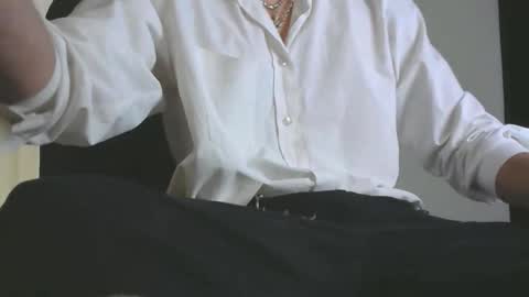 lovexjuxn77 online show from 15, 2, 2026