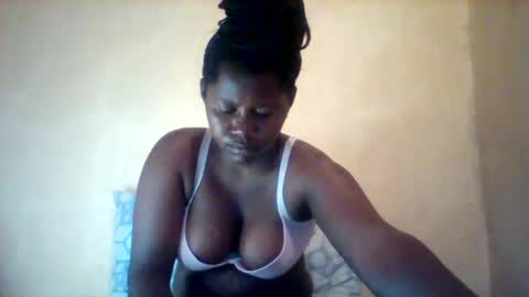 Snapshot of loviett chatting on 3, 5, 2026 loviett online show from 3, 5, 2026