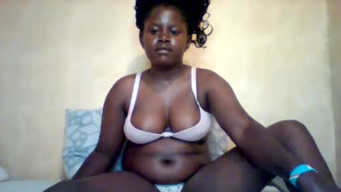 Snapshot of loviett chatting on 14, 5, 2026 loviett online show from 14, 5, 2026