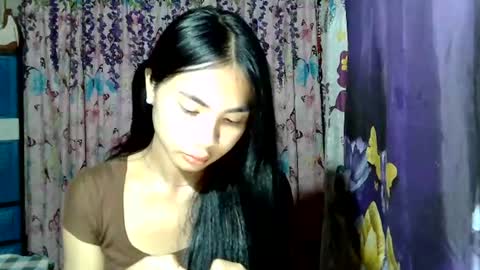 loving_rhean online show from 18, 7, 2026