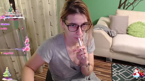 Snapshot of lovingfeetheels chatting on 18, 12, 2024 Antonia online show from 18, 12, 2024