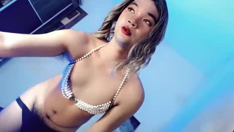 Snapshot of lovingmonaru969 chatting on 29, 10, 2025 Lovingmonaru969 online show from 29, 10, 2025