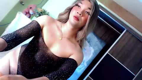 Lovingmonaru969 online show from 21, 11, 2025