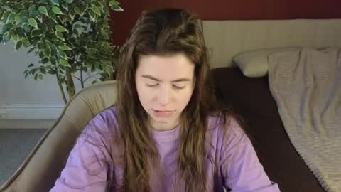Snapshot of lovvingwhisperr chatting on 2, 5, 2026 Erika online show from 2, 5, 2026