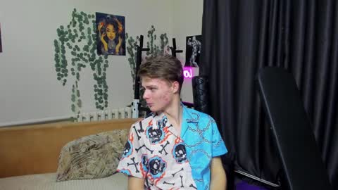 VECTORSTEVEPVT IS OPEN online show from 25, 1, 2025