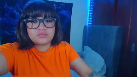 Snapshot of lu_aniston chatting on 5, 11, 2025 Mariana online show from 5, 11, 2025