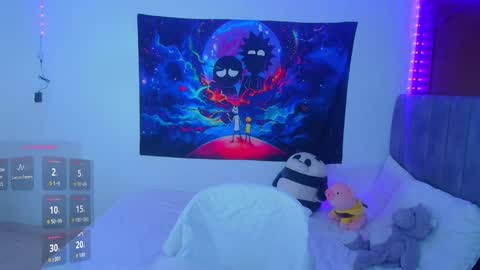 Snapshot of lu_aniston chatting on 18, 12, 2025 Mariana online show from 18, 12, 2025