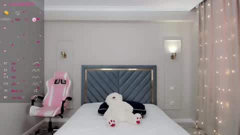 Snapshot of lu_mina chatting on 3, 1, 2025 lu_mina online show from 3, 1, 2025