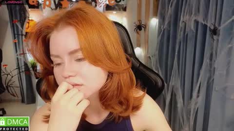 Snapshot of lu_muon chatting on 28, 10, 2025 lu_muon online show from 28, 10, 2025