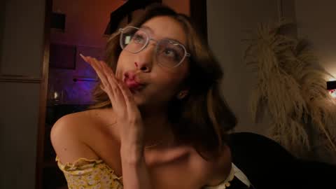 Snapshot of lua_ferch_ chatting on 8, 2, 2025 ---Goys incredible photographs online show from 8, 2, 2025