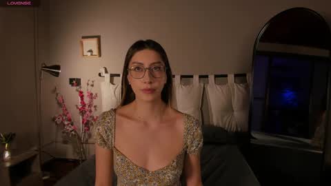 Snapshot of lua_ferch_ chatting on 4, 3, 2025 ---Goys incredible photographs online show from 4, 3, 2025