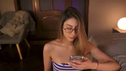 Snapshot of lua_ferch_ chatting on 24, 11, 2025 ---Goys incredible photographs online show from 24, 11, 2025