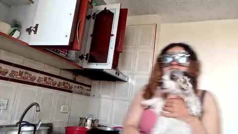 Snapshot of luana363 chatting on 1, 12, 2025 luana363 online show from 1, 12, 2025