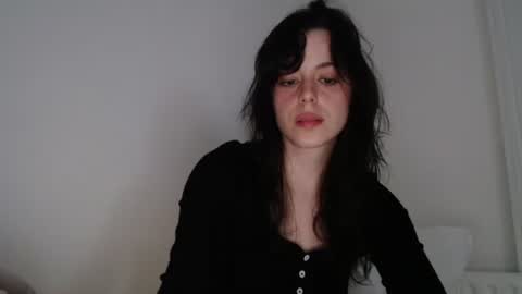 Snapshot of luana789 chatting on 2, 10, 2025 luana online show from 2, 10, 2025