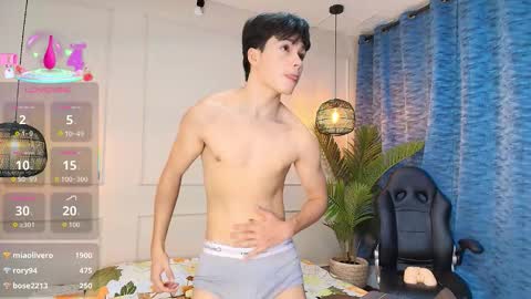 Snapshot of luandy_ chatting on 20, 10, 2025 lUAN online show from 20, 10, 2025