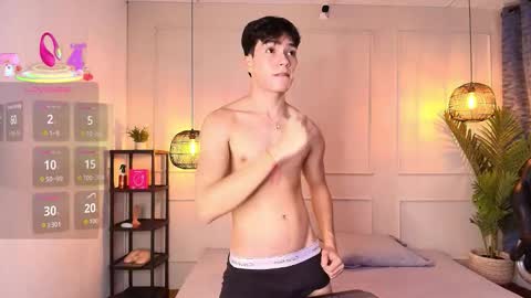 Snapshot of luandy_ chatting on 17, 12, 2025 lUAN online show from 17, 12, 2025