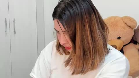 Snapshot of luara__01__lecat_1 chatting on 19, 9, 2025 luara__01__lecat_1 online show from 19, 9, 2025