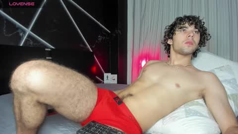 Snapshot of luca_ferrer_ chatting on 21, 10, 2025 Luca Ferrer online show from 21, 10, 2025