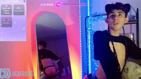 Snapshot of luca_frost chatting on 15, 11, 2025 Luca online show from 15, 11, 2025