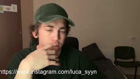 Snapshot of luca_syn chatting on 14, 9, 2025 Luca S online show from 14, 9, 2025