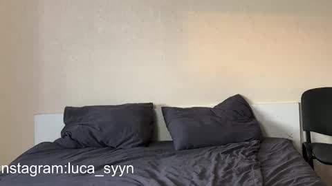 Snapshot of luca_syn chatting on 20, 9, 2025 Luca S online show from 20, 9, 2025