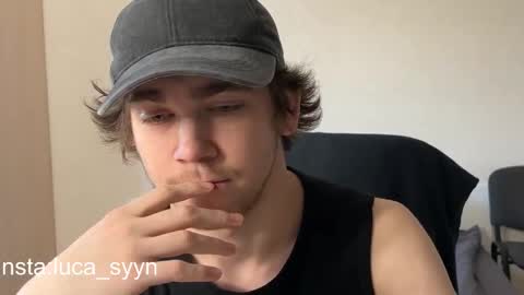 Snapshot of luca_syn chatting on 23, 9, 2025 Luca S online show from 23, 9, 2025