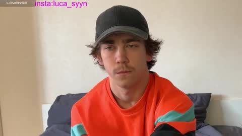 Snapshot of luca_syn chatting on 24, 9, 2025 Luca S online show from 24, 9, 2025