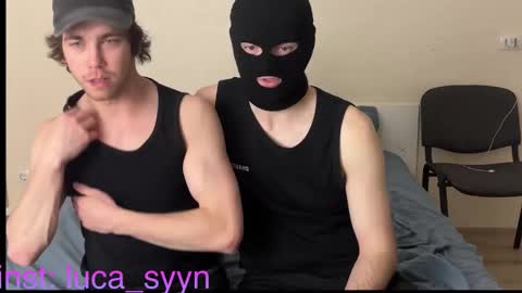 Snapshot of luca_syn chatting on 10, 10, 2025 Luca S online show from 10, 10, 2025