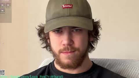 Snapshot of luca_syn chatting on 27, 11, 2025 Luca S online show from 27, 11, 2025