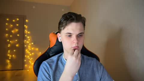 Snapshot of lucas_dany chatting on 27, 1, 2025 Lucas Gill online show from 27, 1, 2025