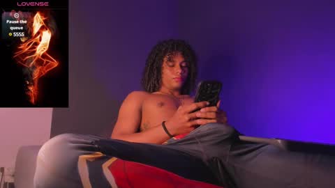 Snapshot of lucas_eevans07 chatting on 28, 2, 2025 online show from 28, 2, 2025