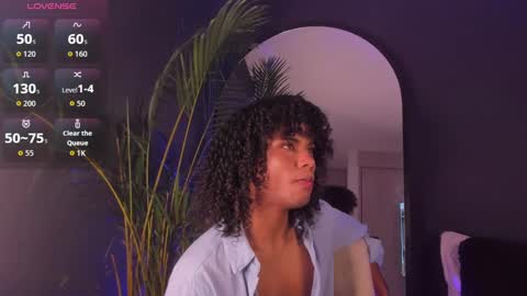 Snapshot of lucas_eevans07 chatting on 23, 9, 2025 online show from 23, 9, 2025