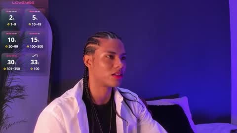 Snapshot of lucas_eevans07 chatting on 26, 9, 2025 online show from 26, 9, 2025