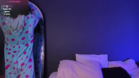 Snapshot of lucas_eevans07 chatting on 29, 10, 2025 online show from 29, 10, 2025