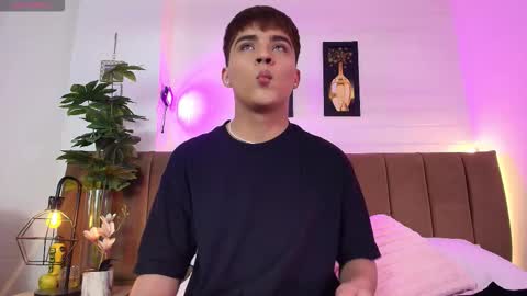 Lucas lovee online show from 19, 2, 2026