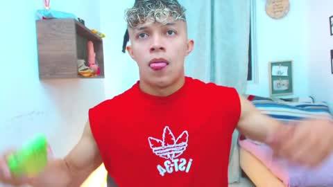 Snapshot of lucas_luxx1 chatting on 20, 9, 2025 Lucas Luxx online show from 20, 9, 2025