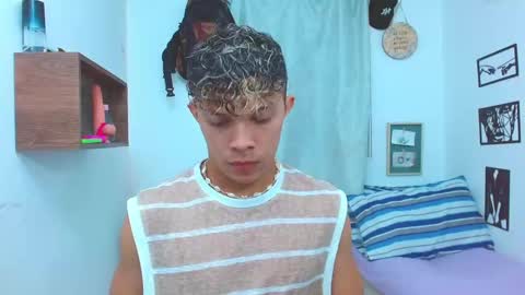 Snapshot of lucas_luxx1 chatting on 13, 10, 2025 Lucas Luxx online show from 13, 10, 2025