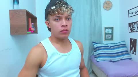 Snapshot of lucas_luxx1 chatting on 15, 10, 2025 Lucas Luxx online show from 15, 10, 2025