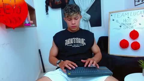 Lucas Luxx online show from 27, 11, 2025